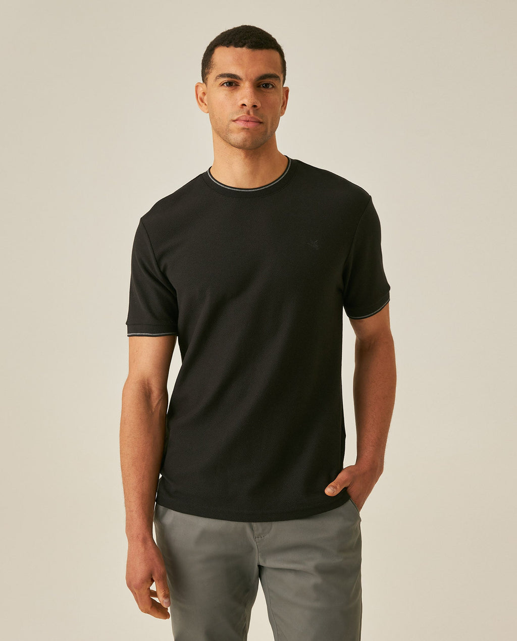 Men's T-Shirt Slim Fit Short Sleeve Cotton Honeycomb Effect Knit Collar Cuffs Refined Structure - Black