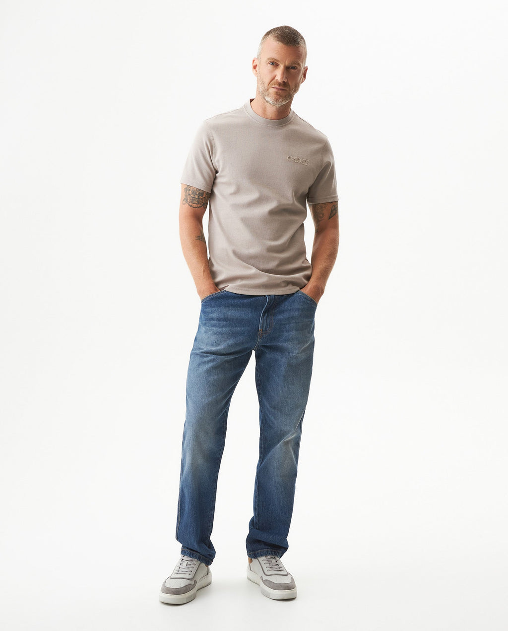 Men's Textured Slim Fit T-shirt in Cotton-Polyester Blend Dockside