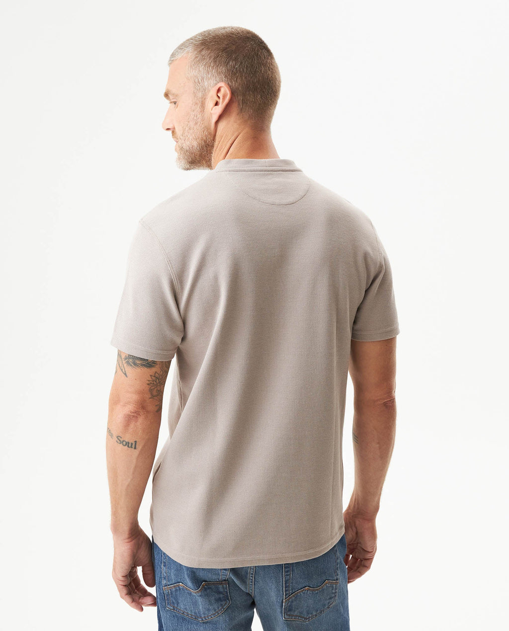 Men's Textured Slim Fit T-shirt in Cotton-Polyester Blend Dockside