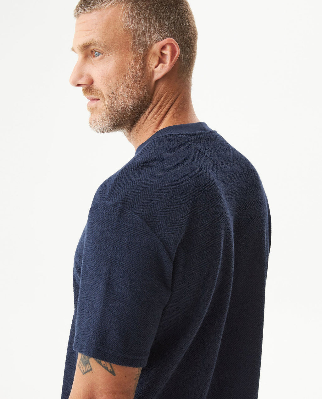 Men's Classic Fit T-shirt in Cotton Stretch Blend Seaport