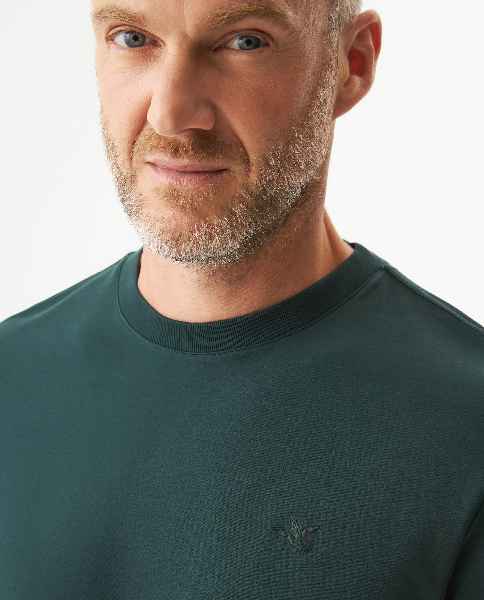 Men's Embroidered Slim Fit T-shirt in Cotton Twilight